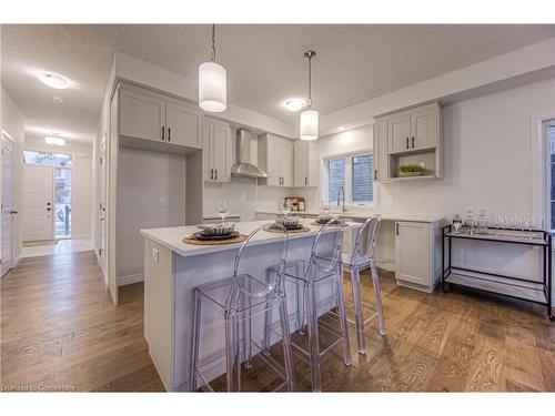 252 Green Gate Boulevard, Cambridge, ON - Indoor Photo Showing Kitchen With Double Sink With Upgraded Kitchen