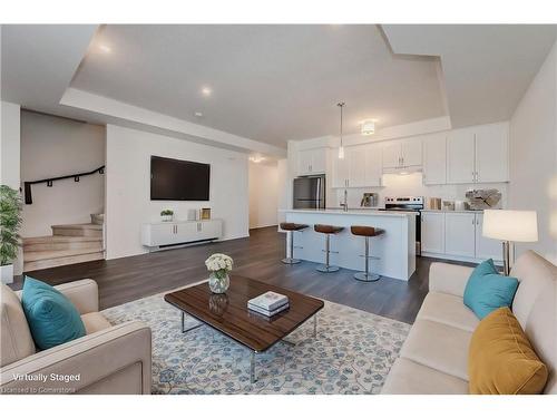 A06-142 Foamflower Place, Waterloo, ON - Indoor Photo Showing Living Room