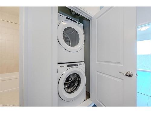 A06-142 Foamflower Place, Waterloo, ON - Indoor Photo Showing Laundry Room