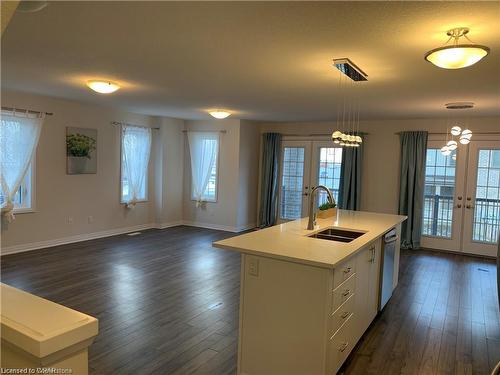 6A-115 South Creek Drive, Kitchener, ON - Indoor Photo Showing Kitchen With Double Sink