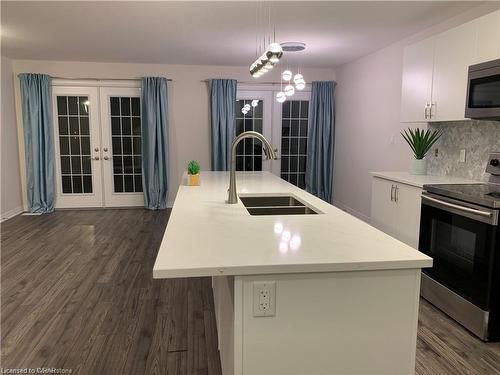 6A-115 South Creek Drive, Kitchener, ON - Indoor Photo Showing Kitchen With Double Sink