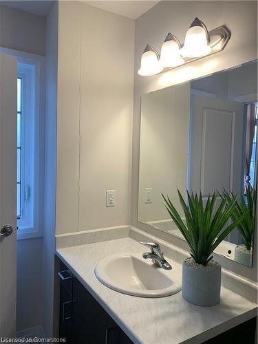 6A-115 South Creek Drive, Kitchener, ON - Indoor Photo Showing Bathroom