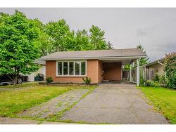 46 Appalachian Crescent  Kitchener, ON N2E 1A4