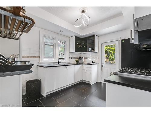 11 Sheldon Avenue S, Kitchener, ON - Indoor Photo Showing Kitchen