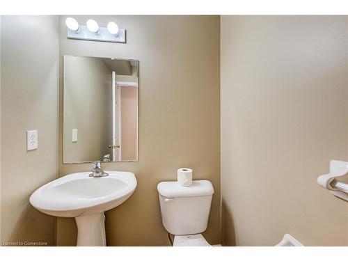 551 Woolgrass Avenue, Waterloo, ON - Indoor Photo Showing Bathroom