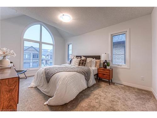 268 Green Gate Boulevard, Cambridge, ON - Indoor Photo Showing Bedroom