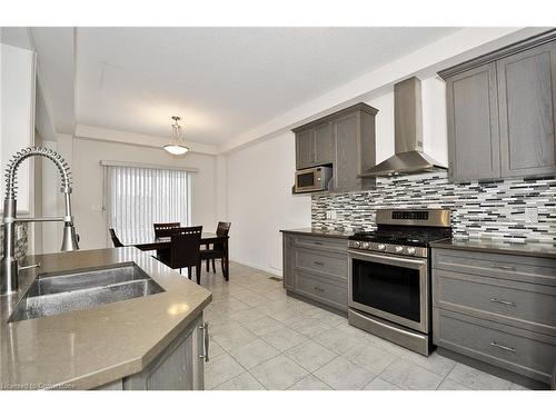 207 Birkinshaw Road, Cambridge, ON - Indoor Photo Showing Kitchen With Double Sink