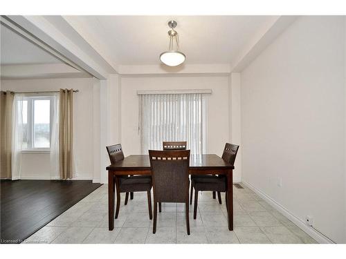 207 Birkinshaw Road, Cambridge, ON - Indoor Photo Showing Dining Room