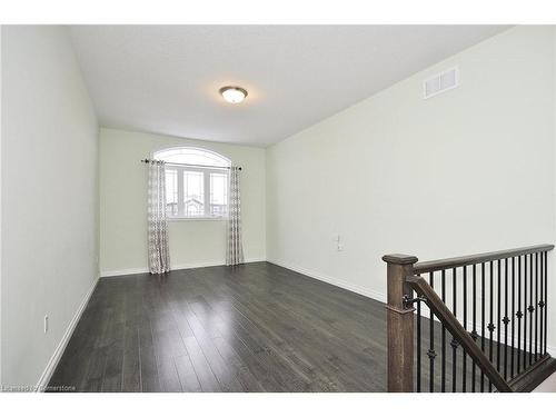 207 Birkinshaw Road, Cambridge, ON - Indoor Photo Showing Other Room