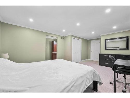 417 Stillmeadow Circle, Waterloo, ON - Indoor Photo Showing Bedroom