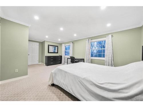 417 Stillmeadow Circle, Waterloo, ON - Indoor Photo Showing Bedroom