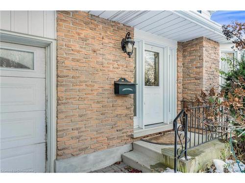 417 Stillmeadow Circle, Waterloo, ON - Outdoor With Exterior