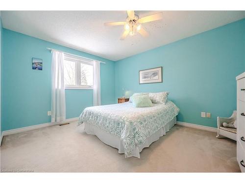 586 Guildwood Place, Waterloo, ON - Indoor Photo Showing Bedroom