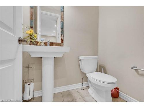 206 Amand Drive, Kitchener, ON - Indoor Photo Showing Bathroom