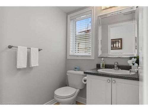 605 Baldwin Crescent, Woodstock, ON - Indoor Photo Showing Bathroom