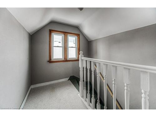 21 Bridgeport Road E, Waterloo, ON - Indoor Photo Showing Other Room