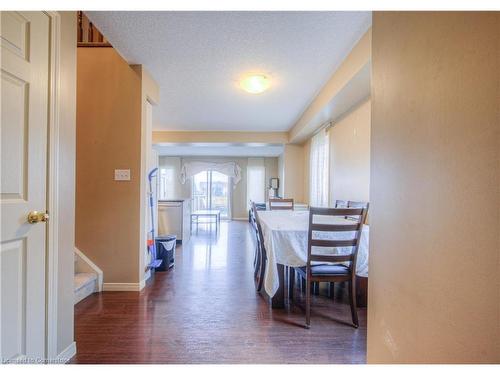 1389 Countrystone Drive, Kitchener, ON - Indoor Photo Showing Dining Room