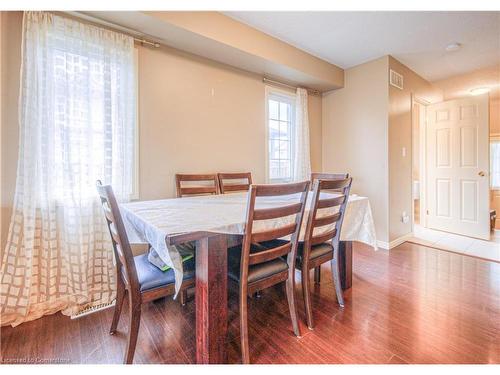 1389 Countrystone Drive, Kitchener, ON - Indoor Photo Showing Dining Room