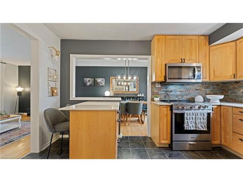 130 Dorset Road, Cambridge, ON - Indoor Photo Showing Kitchen