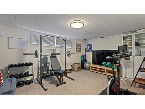 130 Dorset Road, Cambridge, ON - Indoor Photo Showing Gym Room