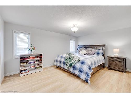 645 Interlaken Drive, Waterloo, ON - Indoor Photo Showing Bedroom