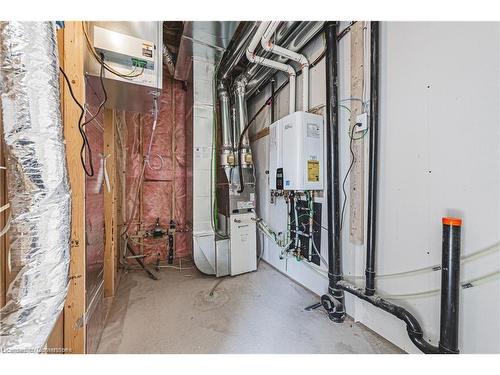 98-155 Equestrian Way, Cambridge, ON - Indoor Photo Showing Basement