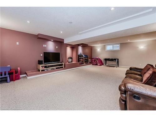 28 Isabella Street, Kitchener, ON - Indoor Photo Showing Other Room