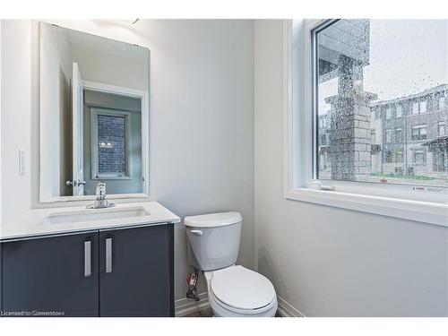 34-155 Equestrian Way, Cambridge, ON - Indoor Photo Showing Bathroom