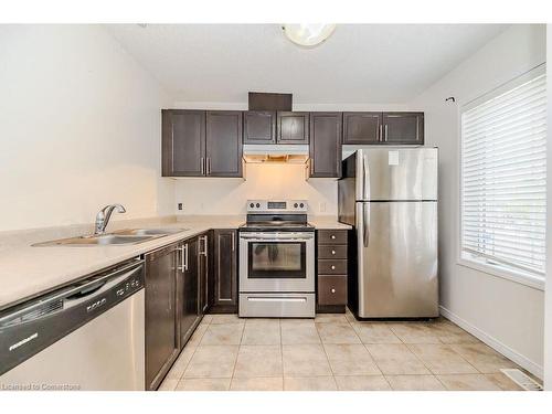 47-350 Dundas Street S, Cambridge, ON - Indoor Photo Showing Kitchen With Stainless Steel Kitchen With Double Sink