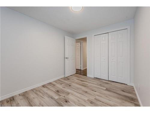 143 Blackhorne Drive, Kitchener, ON - Indoor Photo Showing Other Room