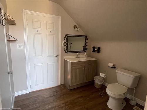 767 Garden Street, Cambridge, ON - Indoor Photo Showing Bathroom