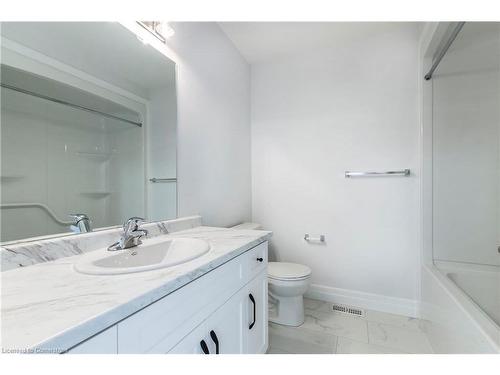 849 Edinburgh Drive, Woodstock, ON - Indoor Photo Showing Bathroom