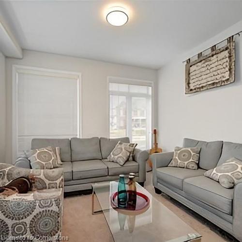 525 Linden Drive, Cambridge, ON - Indoor Photo Showing Living Room