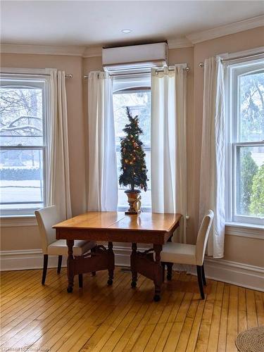 42A-40-42 Blenheim Road, Cambridge, ON - Indoor Photo Showing Dining Room