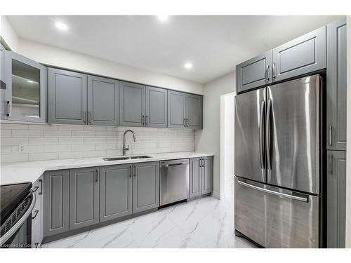 8 Tamvale Crescent, Kitchener, ON - Indoor Photo Showing Kitchen