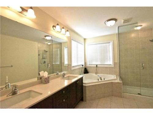 538 Terrington Crescent, Kitchener, ON - Indoor Photo Showing Bathroom