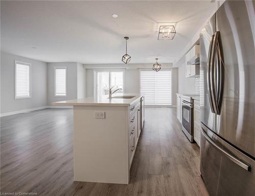 25 Valencia Avenue, Kitchener, ON - Indoor Photo Showing Kitchen With Stainless Steel Kitchen