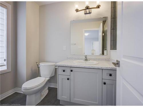 25 Valencia Avenue, Kitchener, ON - Indoor Photo Showing Bathroom