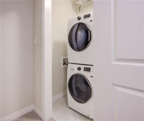 25 Valencia Avenue, Kitchener, ON - Indoor Photo Showing Laundry Room