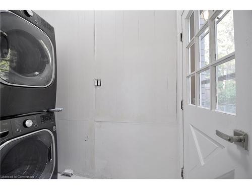 223 Fountain Street N, Cambridge, ON - Indoor Photo Showing Laundry Room