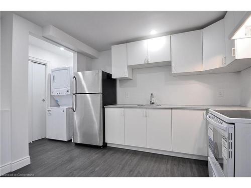 223 Fountain Street N, Cambridge, ON - Indoor Photo Showing Kitchen