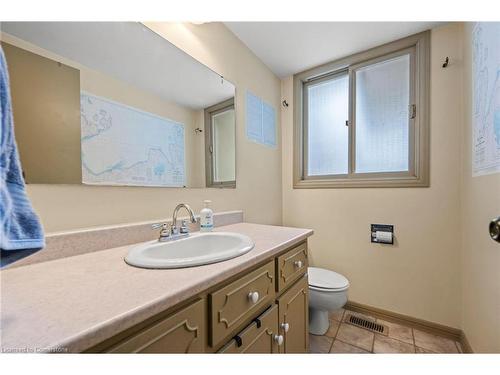 71 Keats Crescent, Guelph, ON - Indoor Photo Showing Bathroom