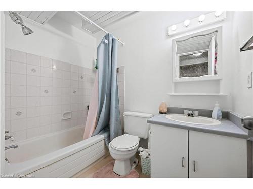 183 Cole Road, Guelph, ON - Indoor Photo Showing Bathroom