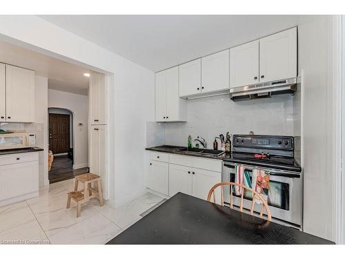 48 Alma Street S, Guelph, ON - Indoor Photo Showing Kitchen