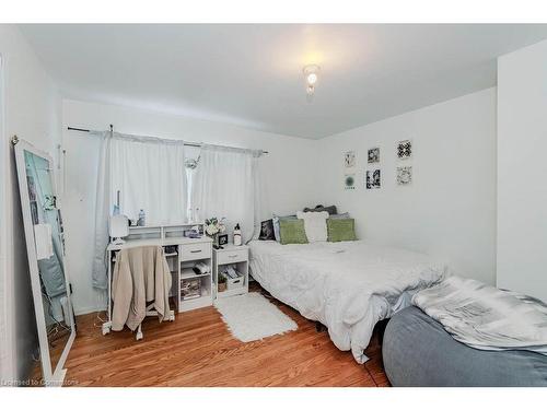 295 Edinburgh Road S, Guelph, ON - Indoor Photo Showing Bedroom