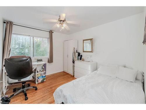 295 Edinburgh Road S, Guelph, ON - Indoor Photo Showing Bedroom