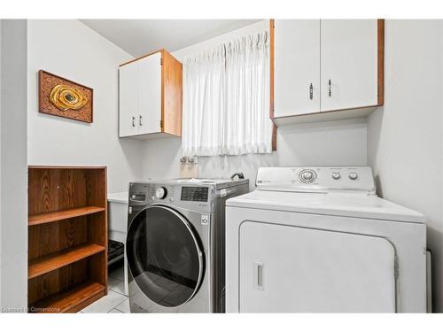 10 Kortright Road E, Guelph, ON - Indoor Photo Showing Laundry Room