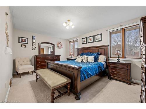 10 Kortright Road E, Guelph, ON - Indoor Photo Showing Bedroom