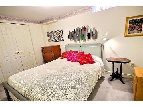 13-85 Beasley Crescent, Cambridge, ON - Indoor Photo Showing Bedroom