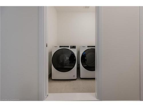 F021-15 Stauffer Woods Trail, Kitchener, ON - Indoor Photo Showing Laundry Room